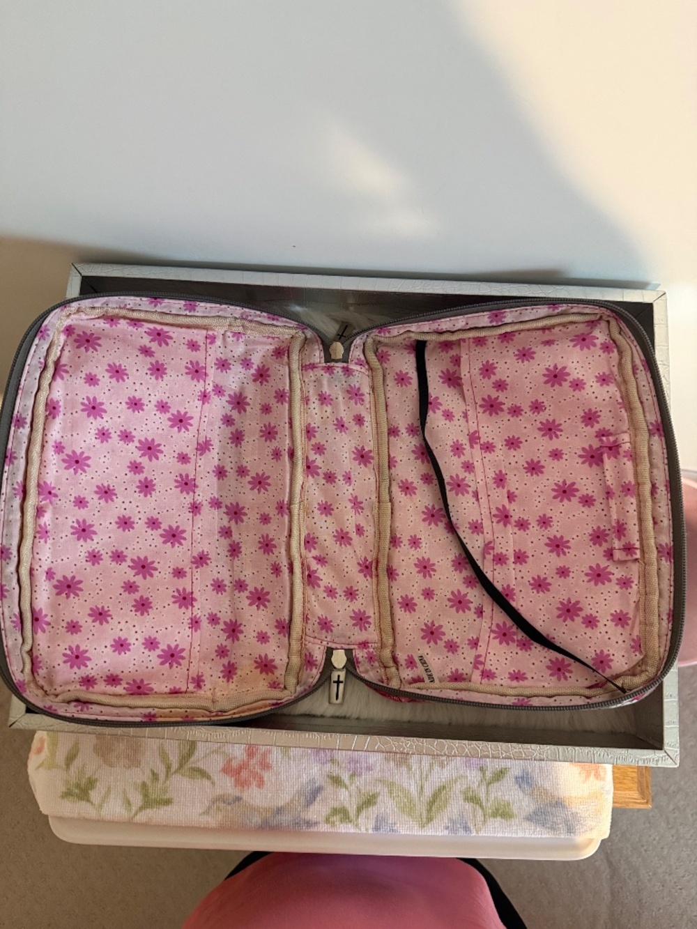 Pink Floral Bible Cover with Bible Verse - Picture 3 of 6